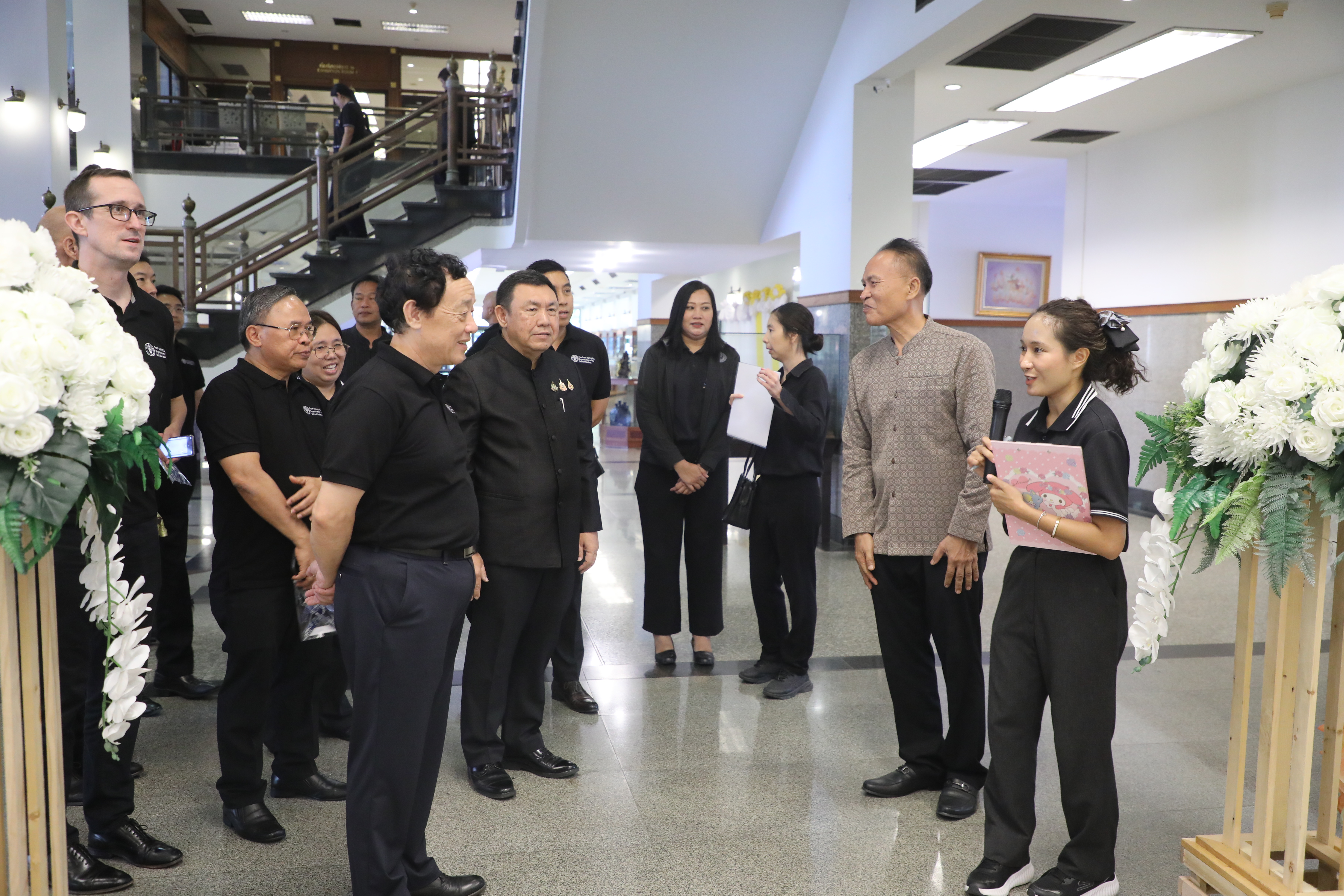 title - ส.ป.ก. เปิดศูนย์ส่งเสริมและพัฒนาอาชีพเสริมนอกภาคเกษตร ต้อนรับผู้อำนวยการใหญ่ FAO แสดงผลงานด้านศิลปวัฒนธรรม